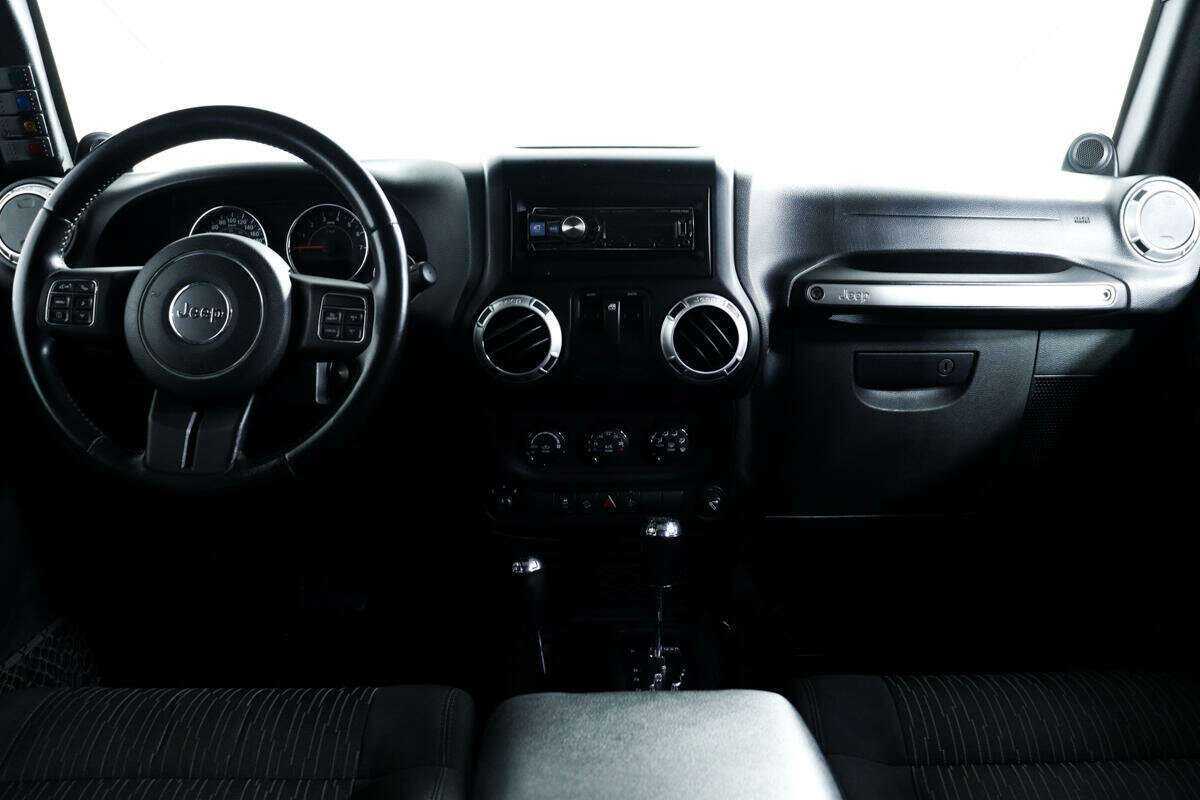 Купить Jeep Wrangler, 2012, 83 328 км, фото №9