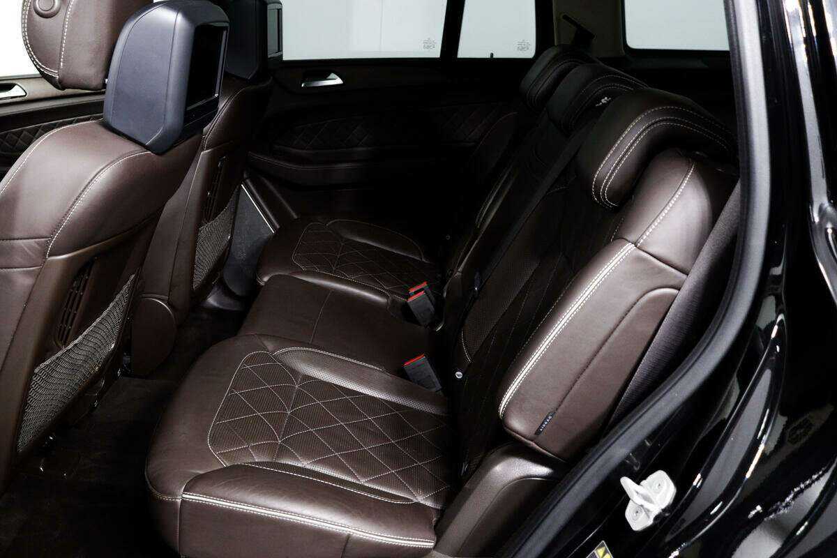 Купить Mercedes-Benz GLS 350 d, 2016, 141 202 км, фото №12