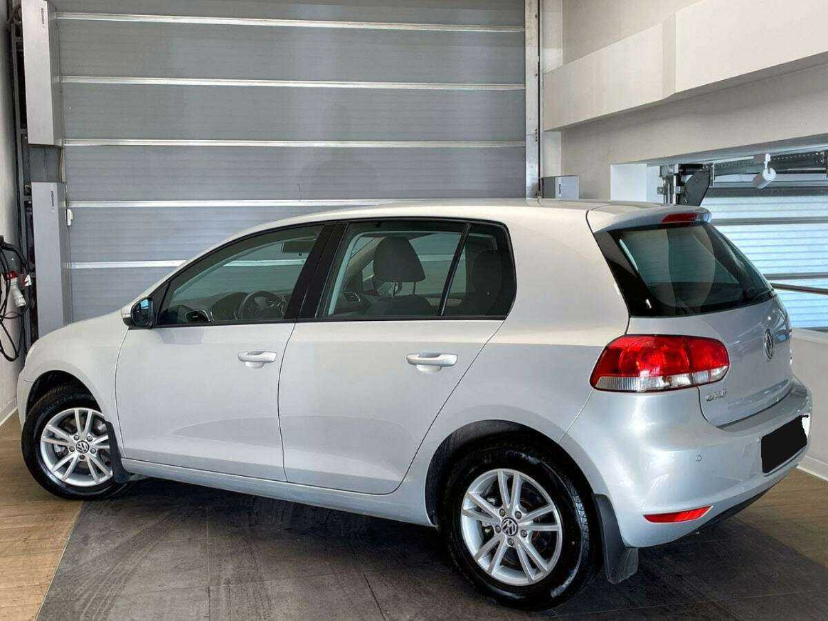 Купить Volkswagen Golf, 2010, 81 781 км, фото №6