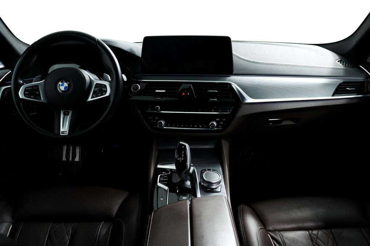 Купить BMW 5 серии 530d xDrive, 2020, 37 786 км, фото №11