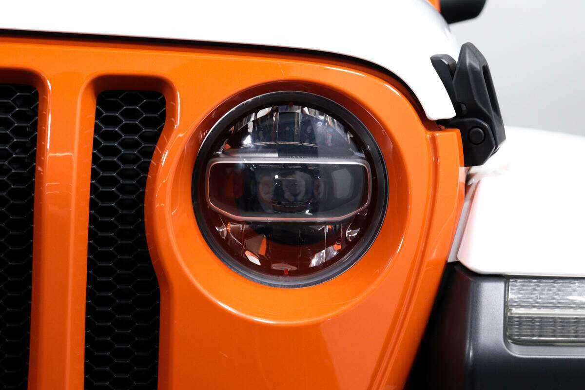 Купить Jeep Wrangler, 2018, 66 350 км, фото №13