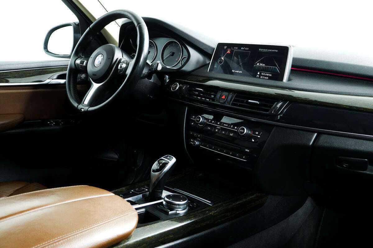 Купить BMW X5 30d, 2015, 220 328 км, фото №9
