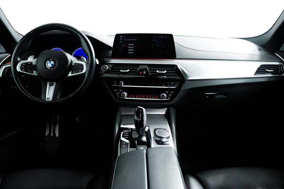 Купить BMW 5 серии 520d xDrive, 2019, 59 515 км, фото №11