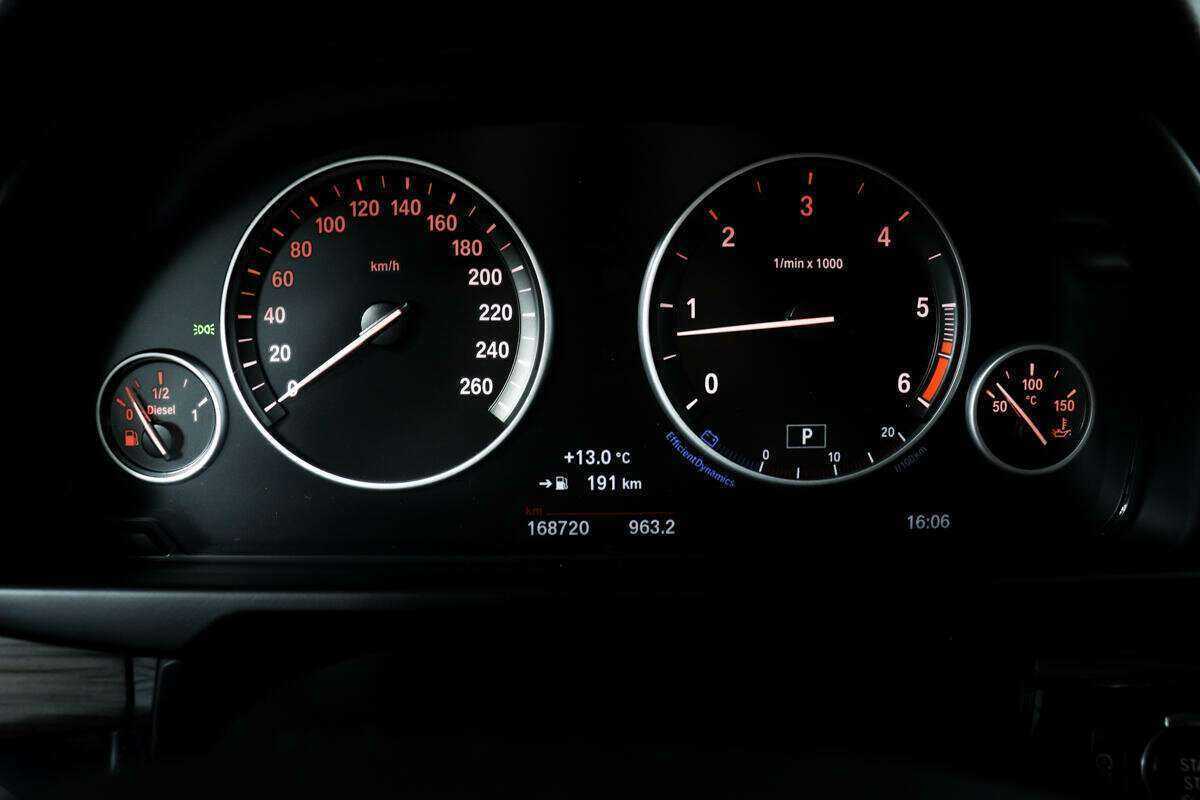 Купить BMW X5 25d, 2015, 168 125 км, фото №10