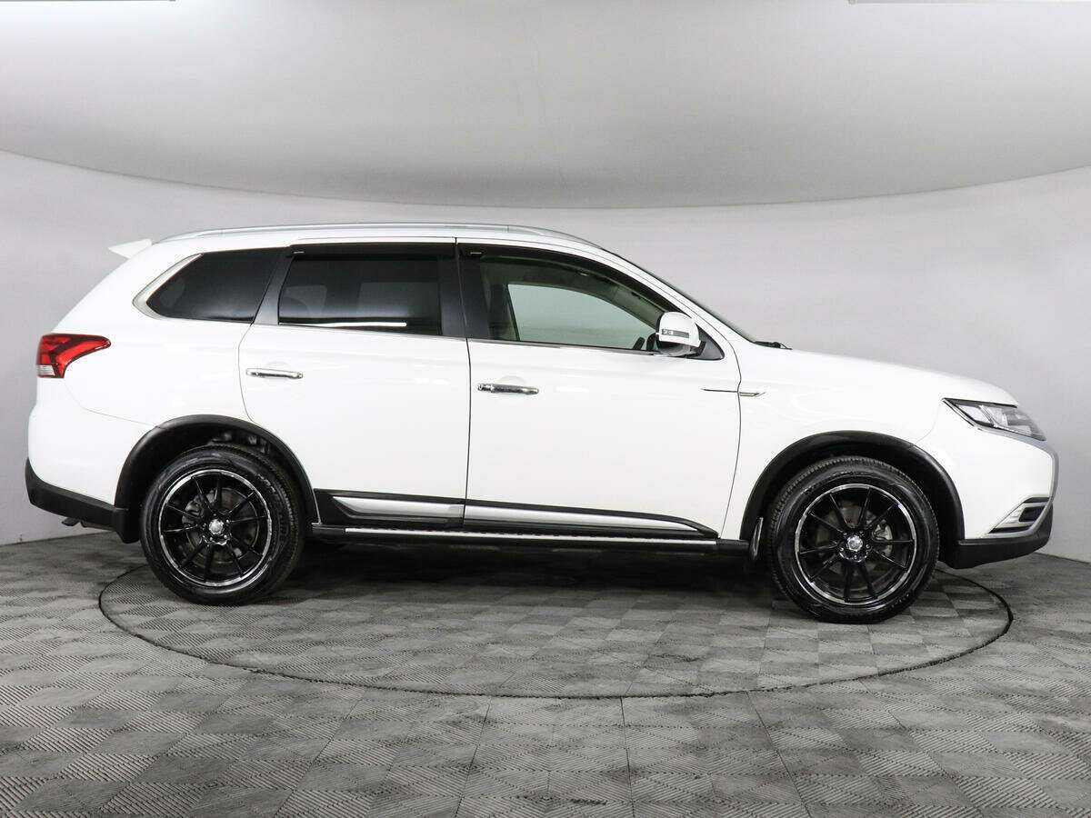 Купить Mitsubishi Outlander, 2020, 61 898 км, фото №4