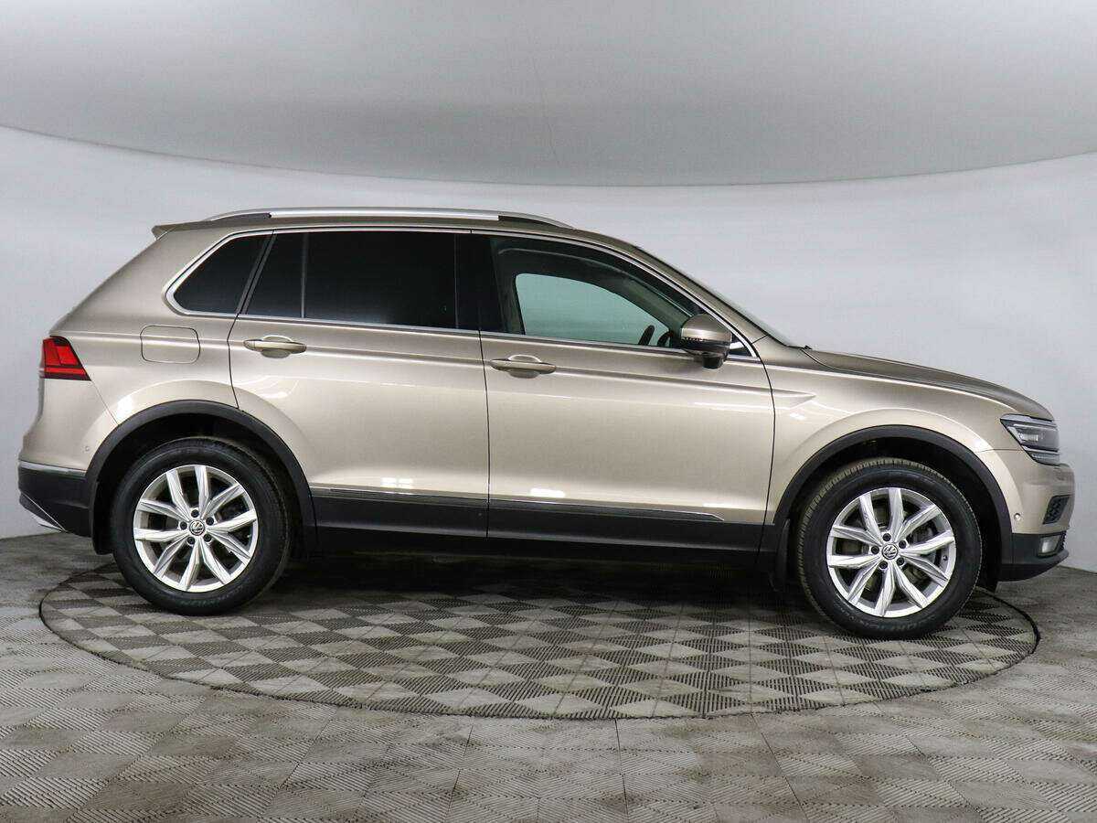 Купить Volkswagen Tiguan, 2017, 103 400 км, фото №4