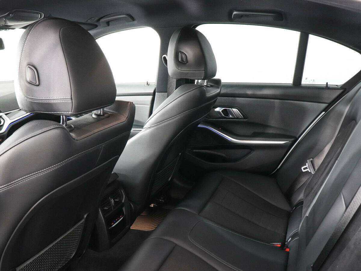 Купить BMW 3 серии 320i xDrive, 2019, 103 000 км, фото №8