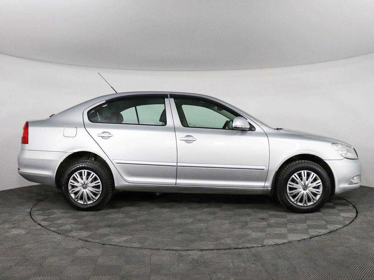 Купить Skoda Octavia, 2011, 201 335 км, фото №4