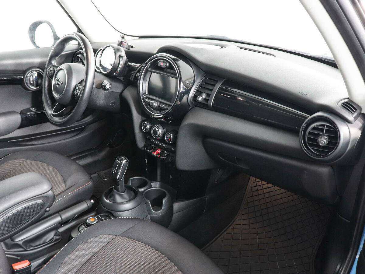 Купить Mini Hatch Cooper, 2018, 126 939 км, фото №10