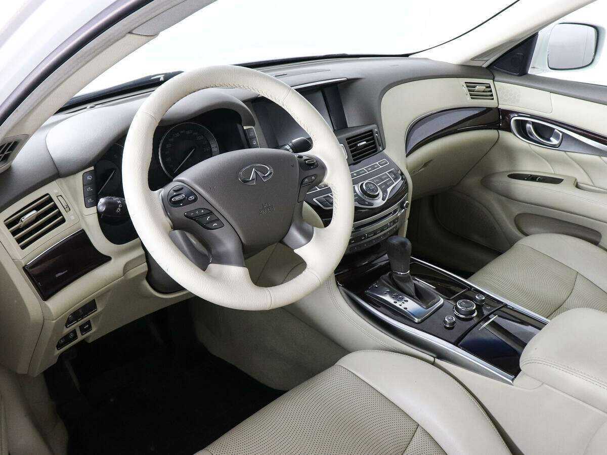 Купить Infiniti M37, 2011, 208 073 км, фото №9
