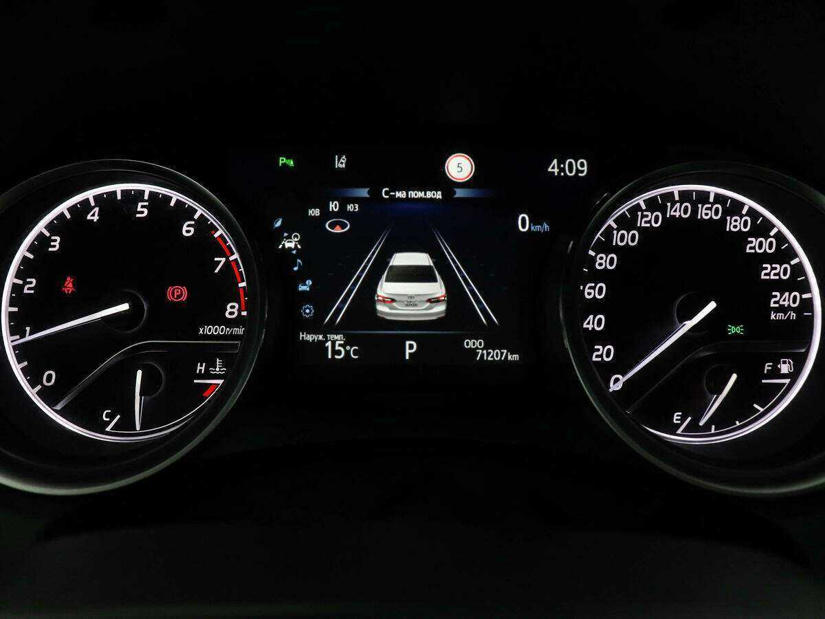 Купить Toyota Camry, 2020, 71 200 км, фото №10