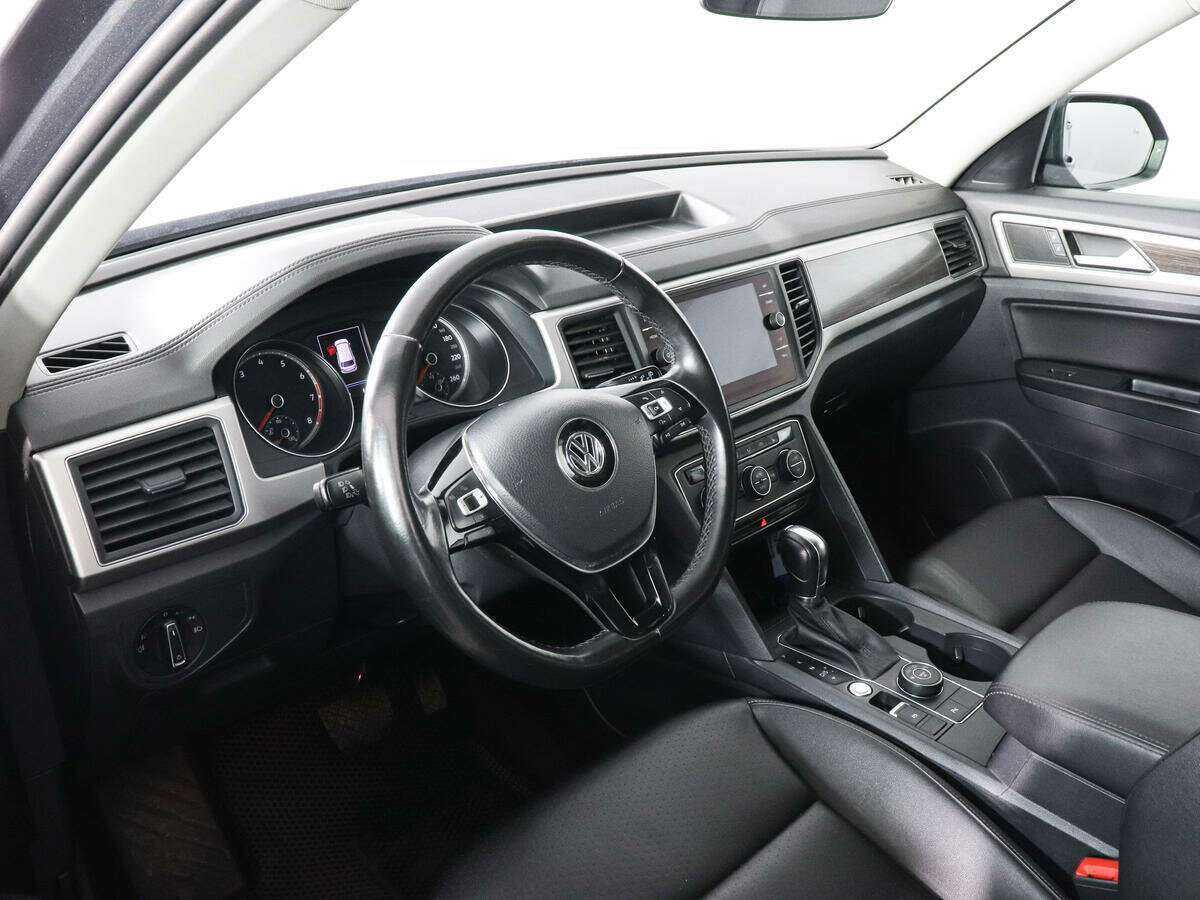 Купить Volkswagen Teramont, 2018, 121 185 км, фото №8