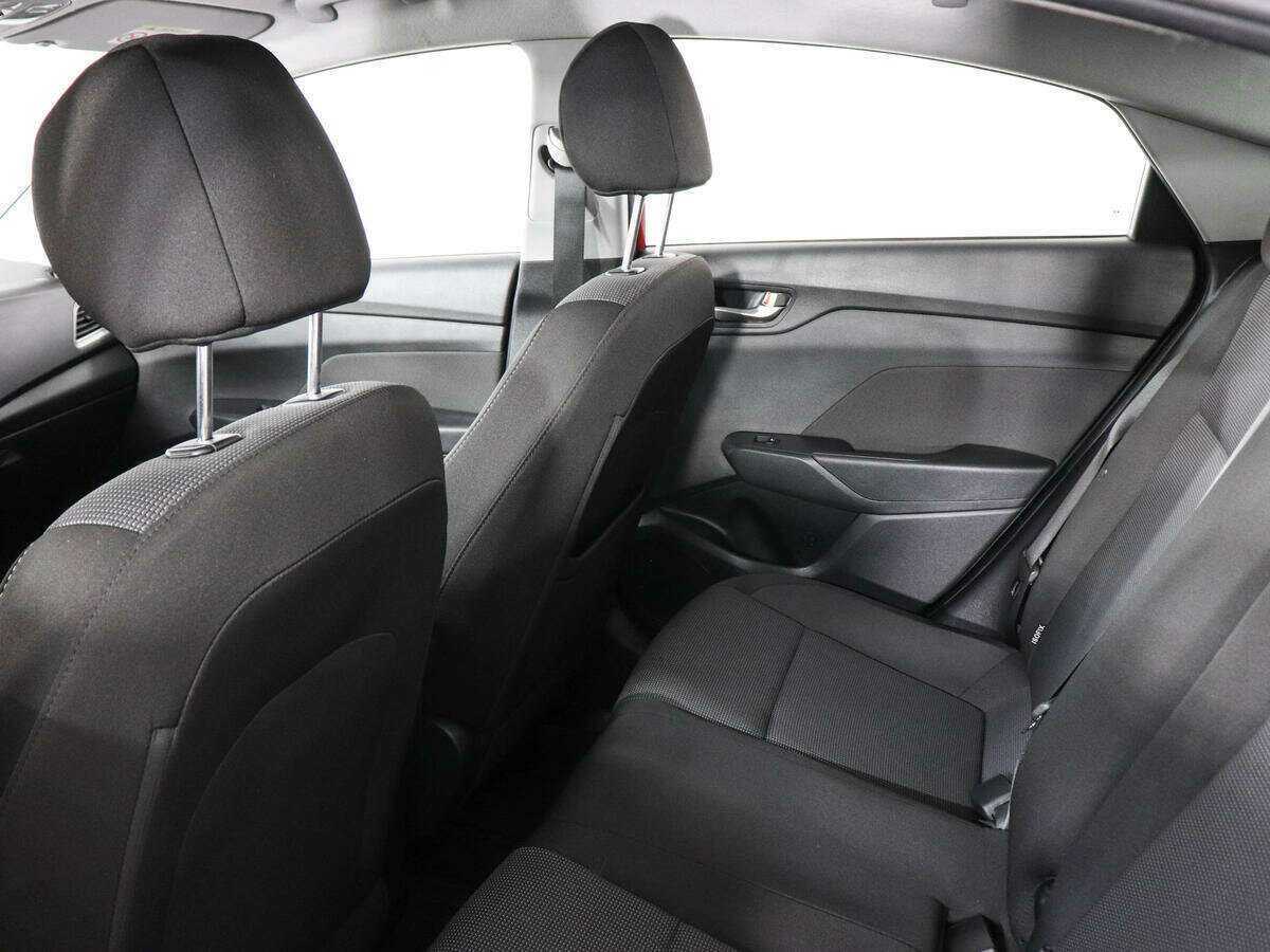 Купить Hyundai Solaris, 2019, 42 300 км, фото №8