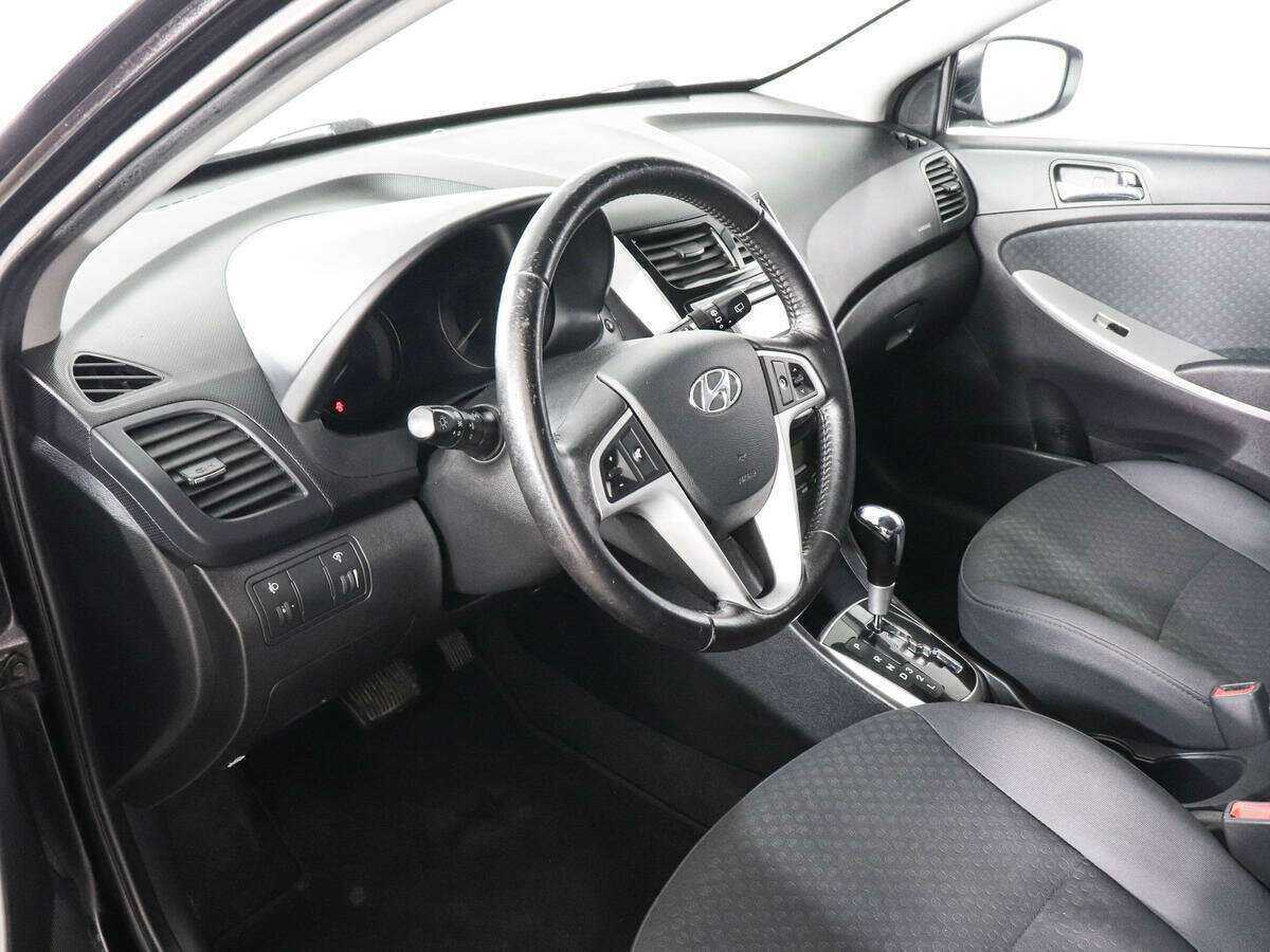 Купить Hyundai Solaris, 2012, 173 787 км, фото №5