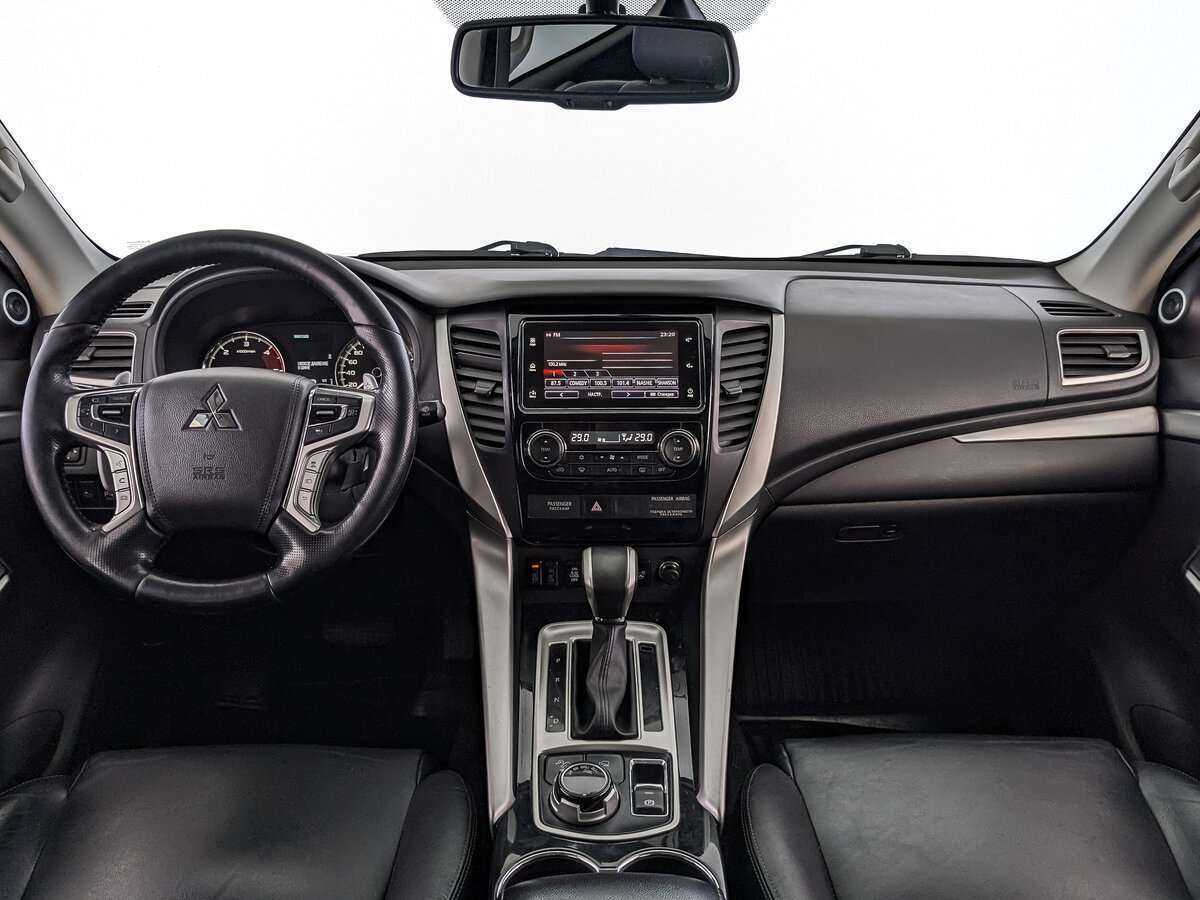 Купить Mitsubishi Pajero Sport, 2017, 198 584 км, фото №10