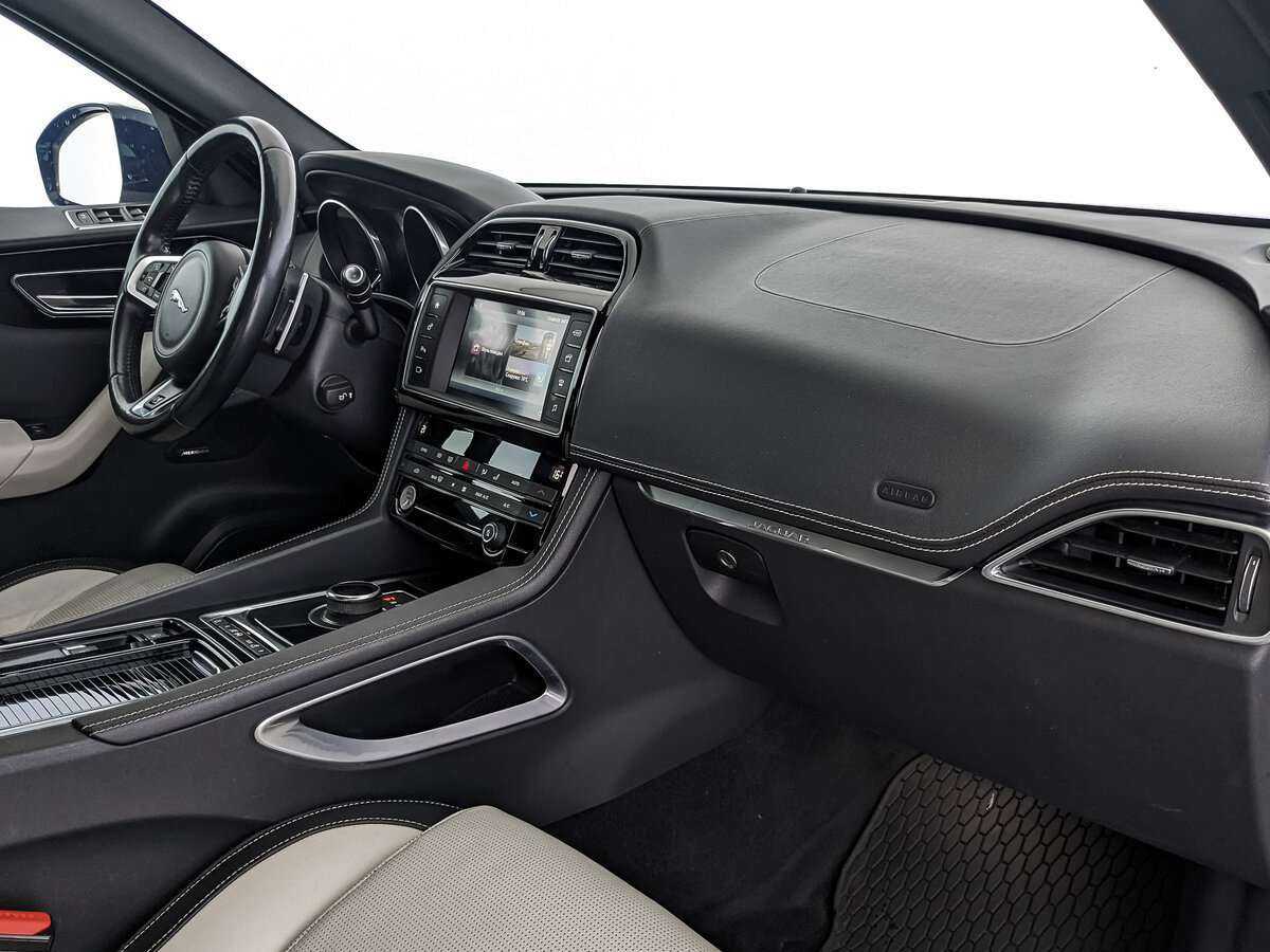 Купить Jaguar F-Pace, 2017, 62 504 км, фото №9