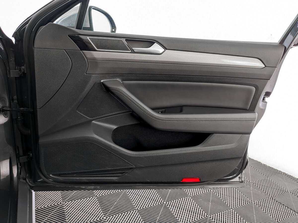 Купить Volkswagen Passat Alltrack, 2018, 188 183 км, фото №26