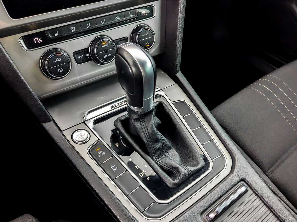 Купить Volkswagen Passat Alltrack, 2018, 188 183 км, фото №28