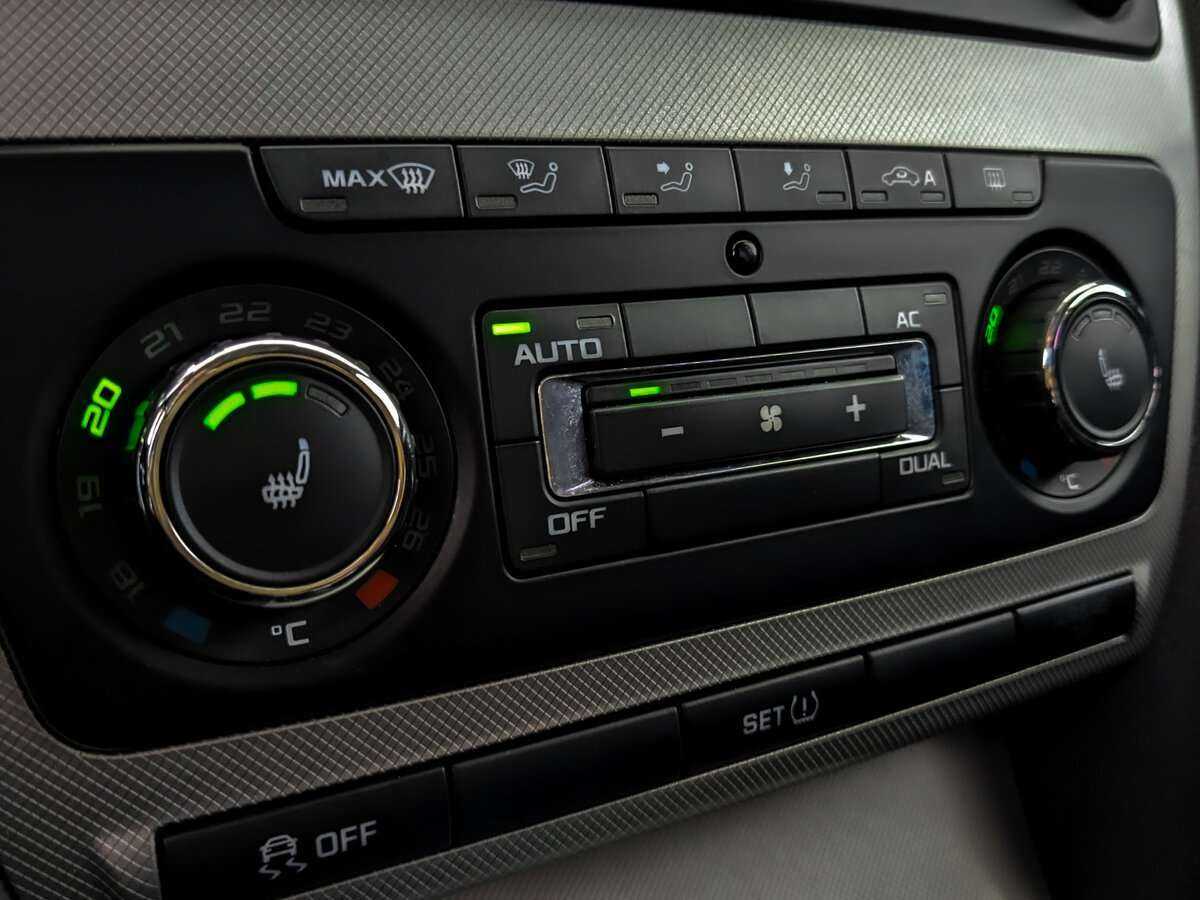 Купить Skoda Octavia, 2011, 161 699 км, фото №23