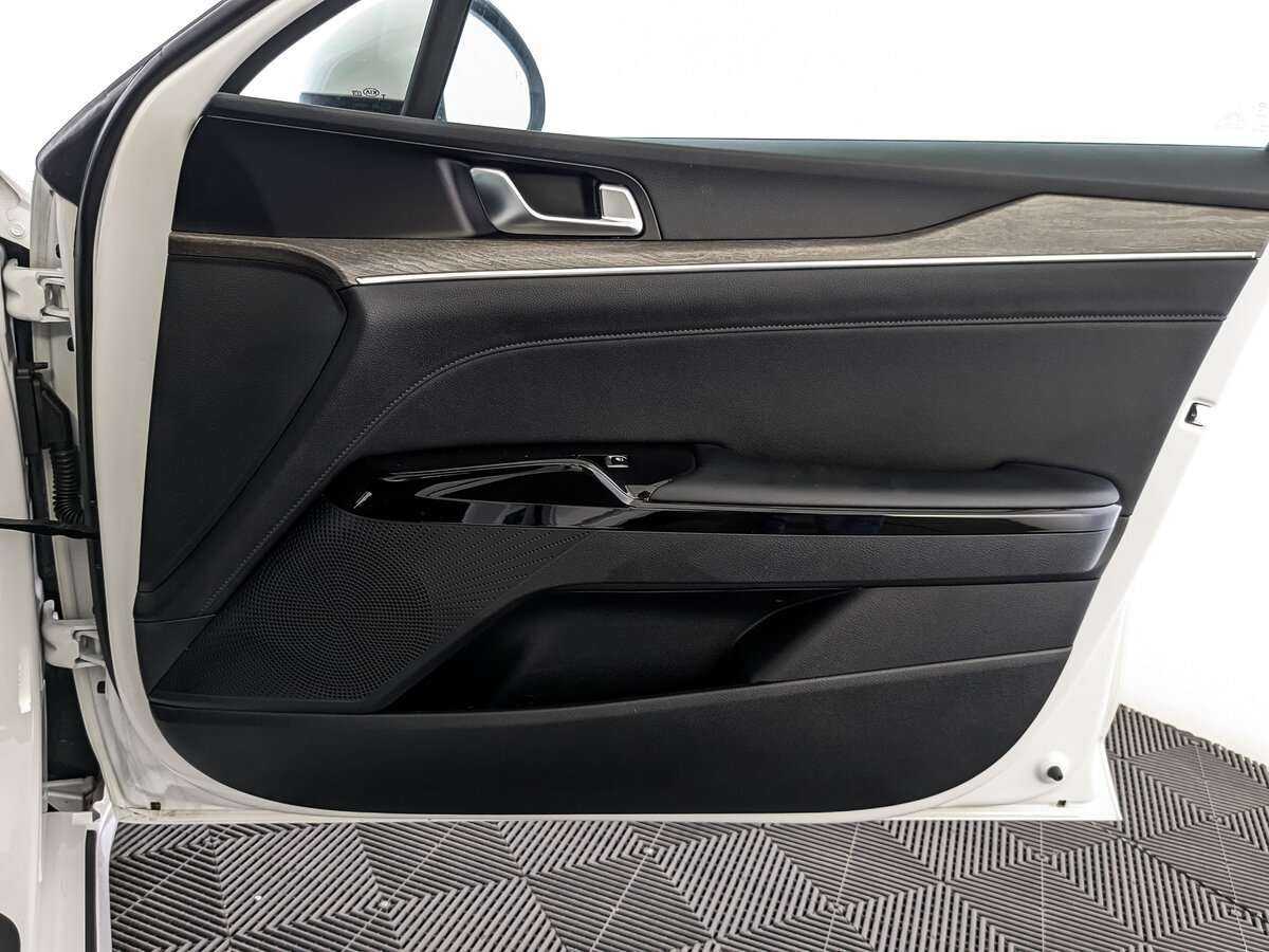 Купить Kia K5, 2020, 17 896 км, фото №25