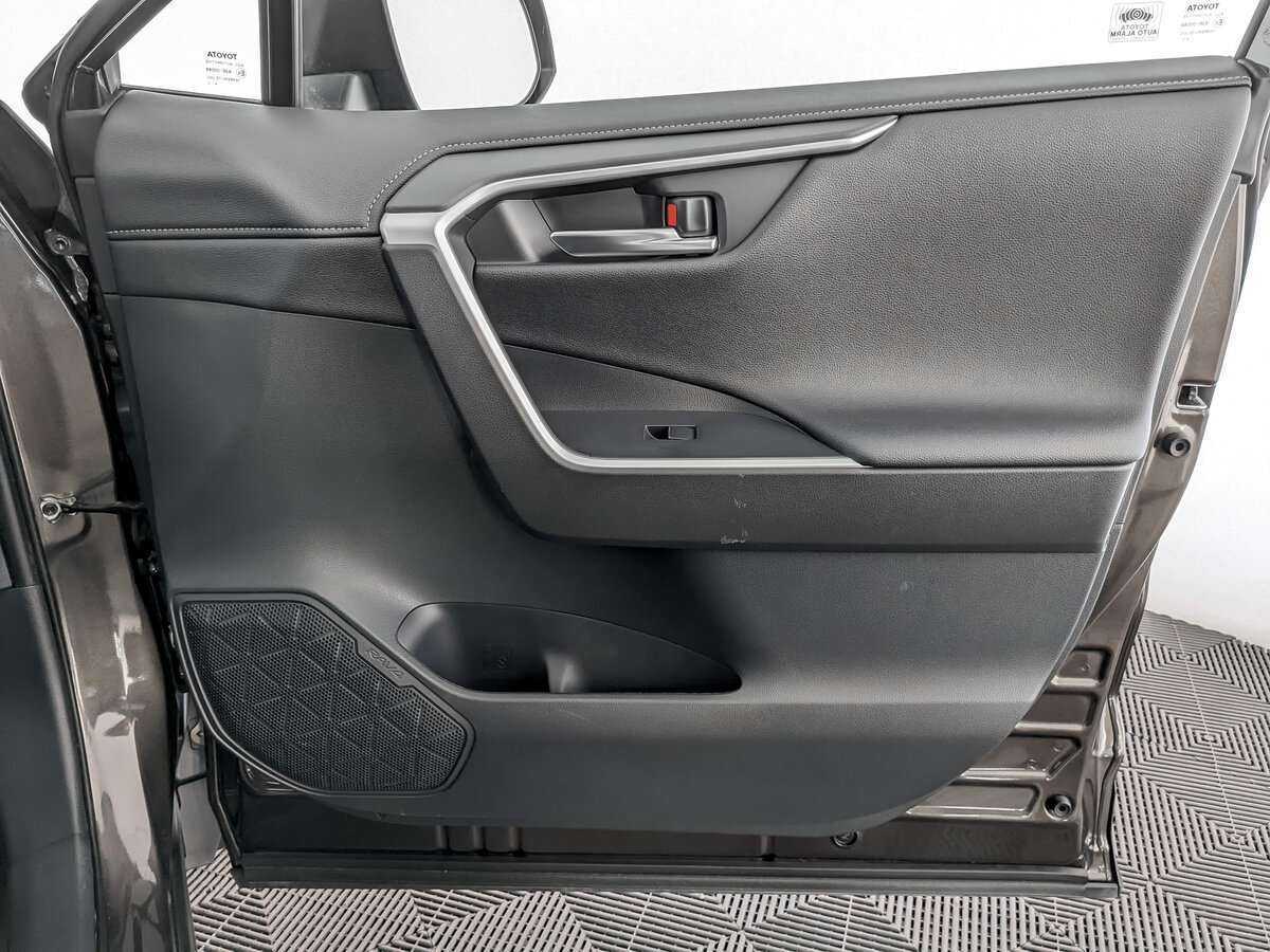 Купить Toyota RAV4, 2020, 60 221 км, фото №20