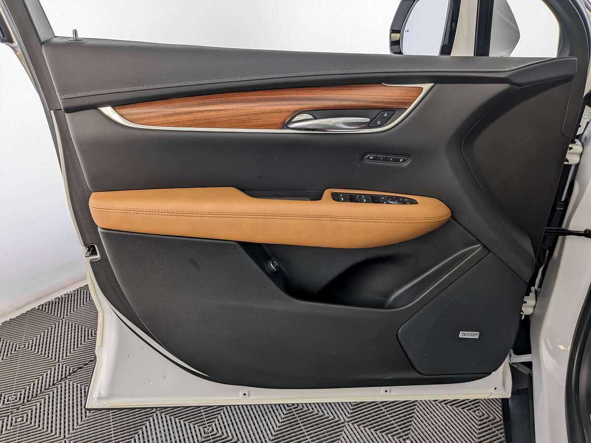 Купить Cadillac XT5, 2021, 35 570 км, фото №19