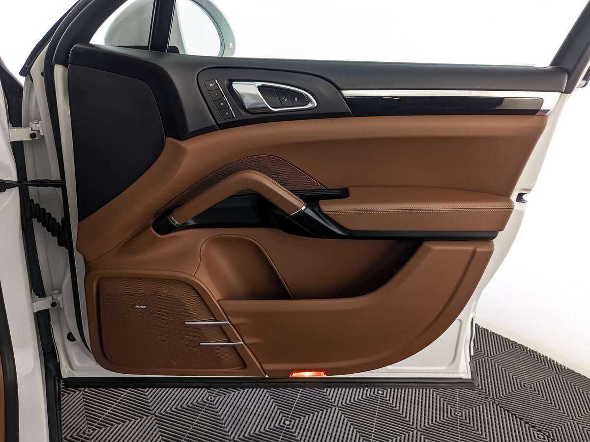 Купить Porsche Cayenne, 2016, 77 190 км, фото №20