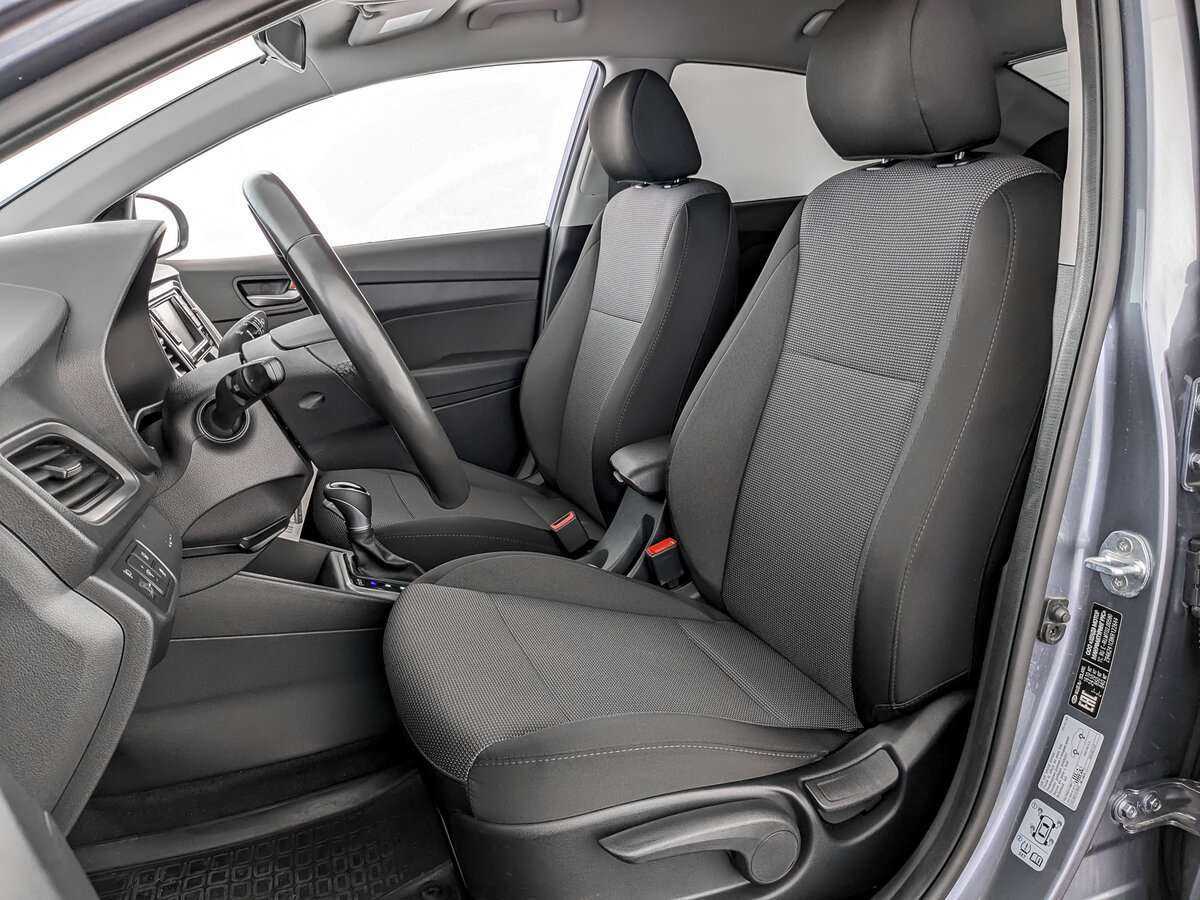 Купить Hyundai Solaris, 2018, 45 187 км, фото №16