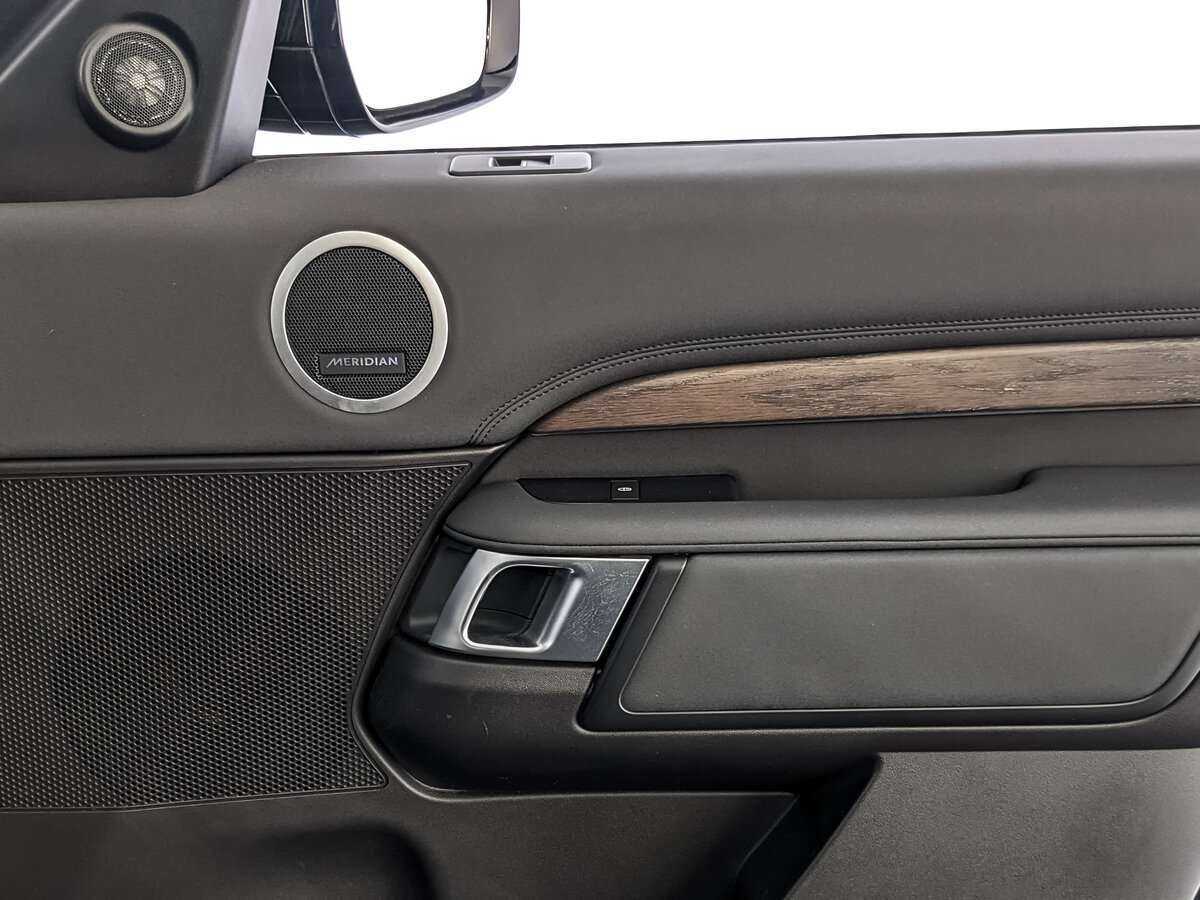 Купить Land Rover Discovery, 2018, 140 603 км, фото №18