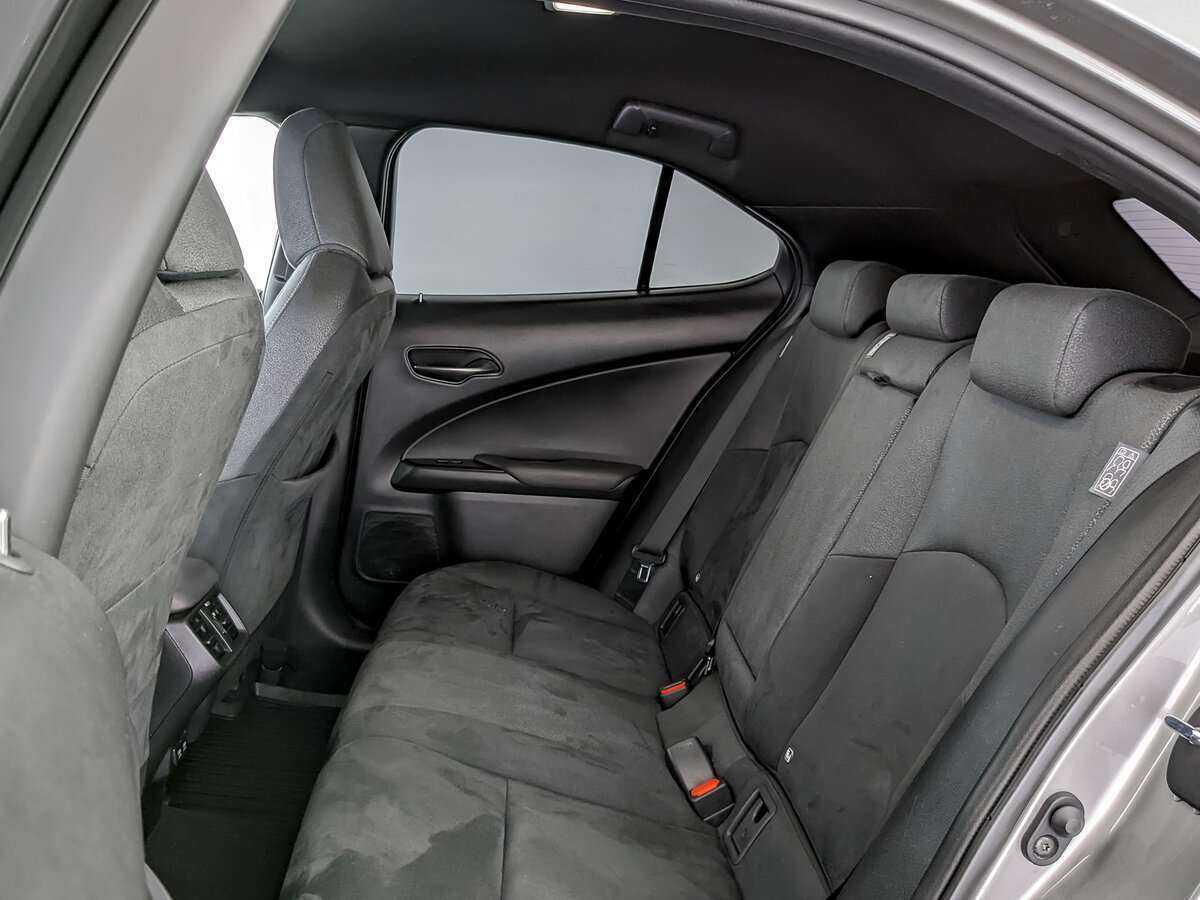 Купить Lexus UX 200, 2020, 88 849 км, фото №10