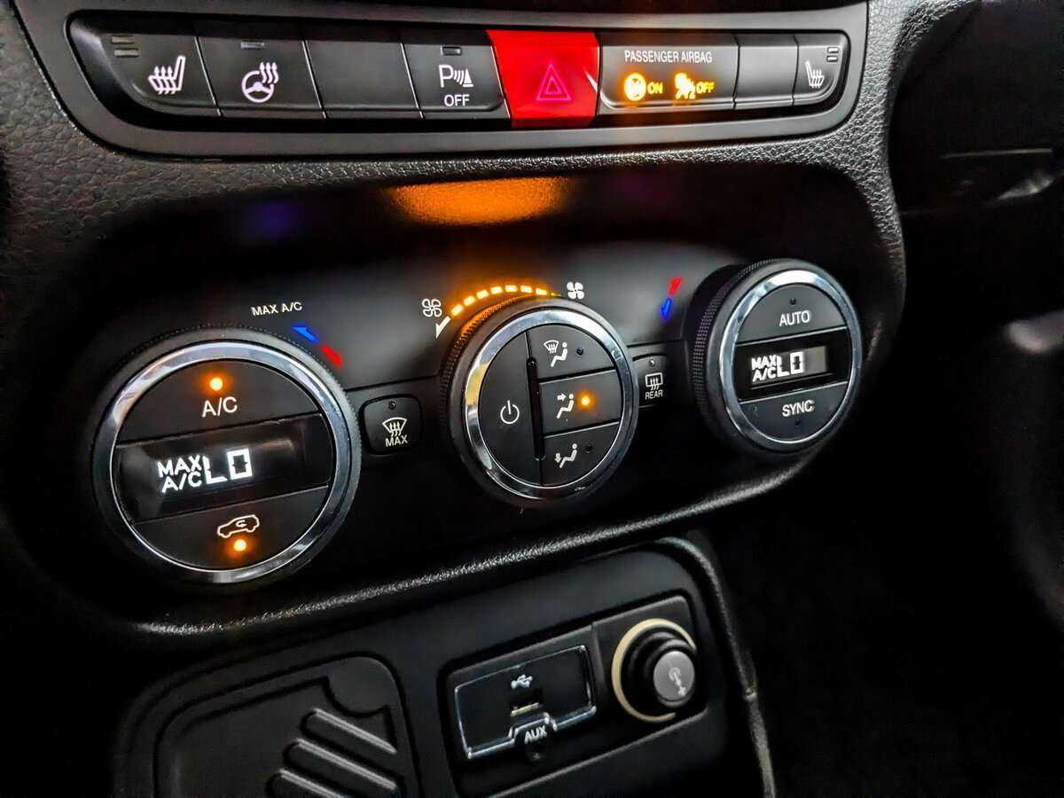 Купить Jeep Renegade, 2017, 63 100 км, фото №21