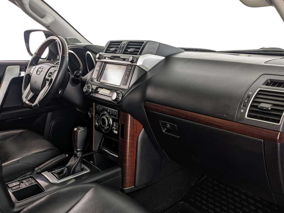 Купить Toyota Land Cruiser Prado, 2016, 100 787 км, фото №8