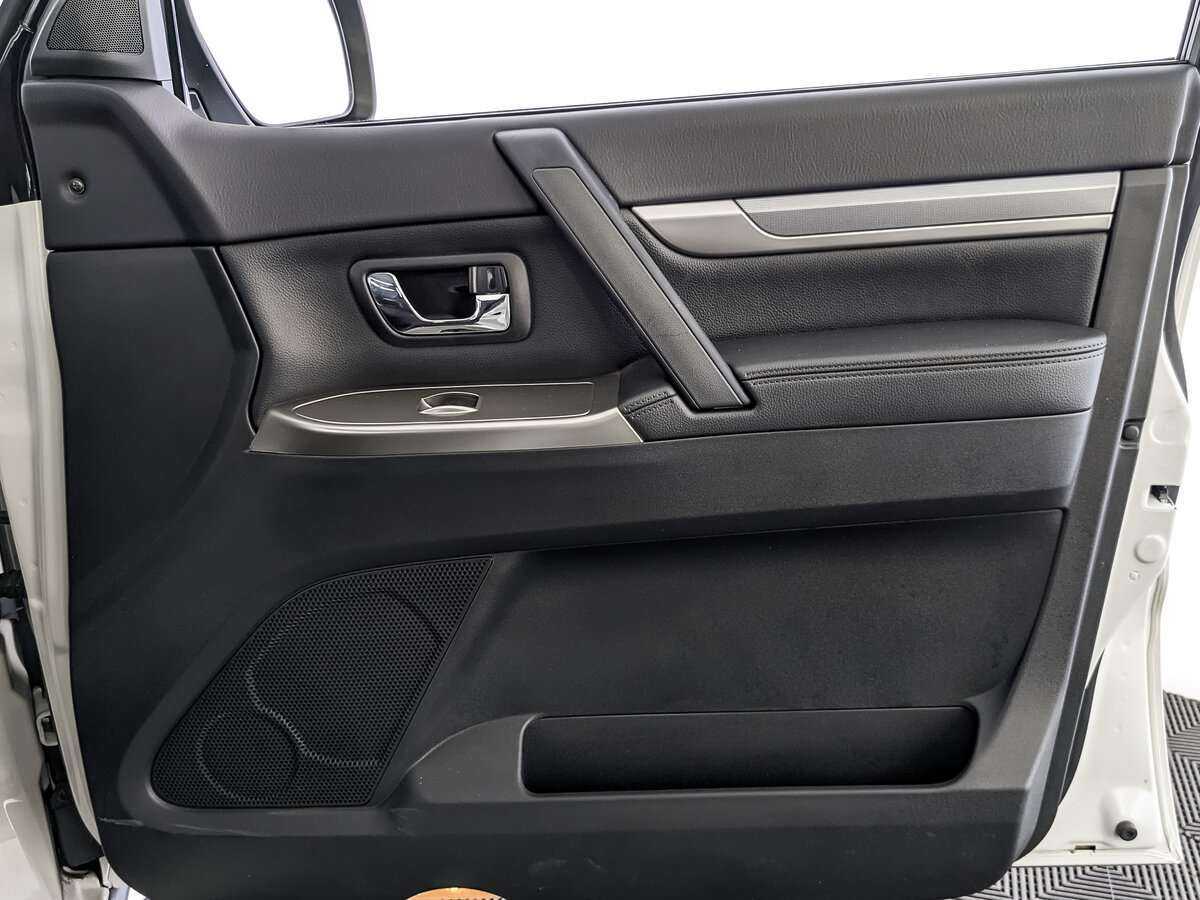 Купить Mitsubishi Pajero, 2021, 21 534 км, фото №21