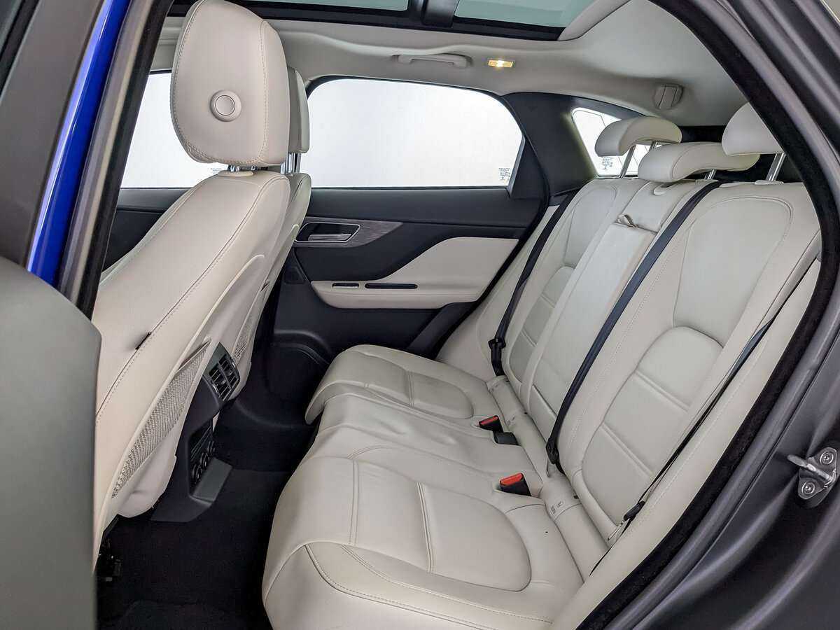 Купить Jaguar F-Pace, 2017, 110 627 км, фото №12