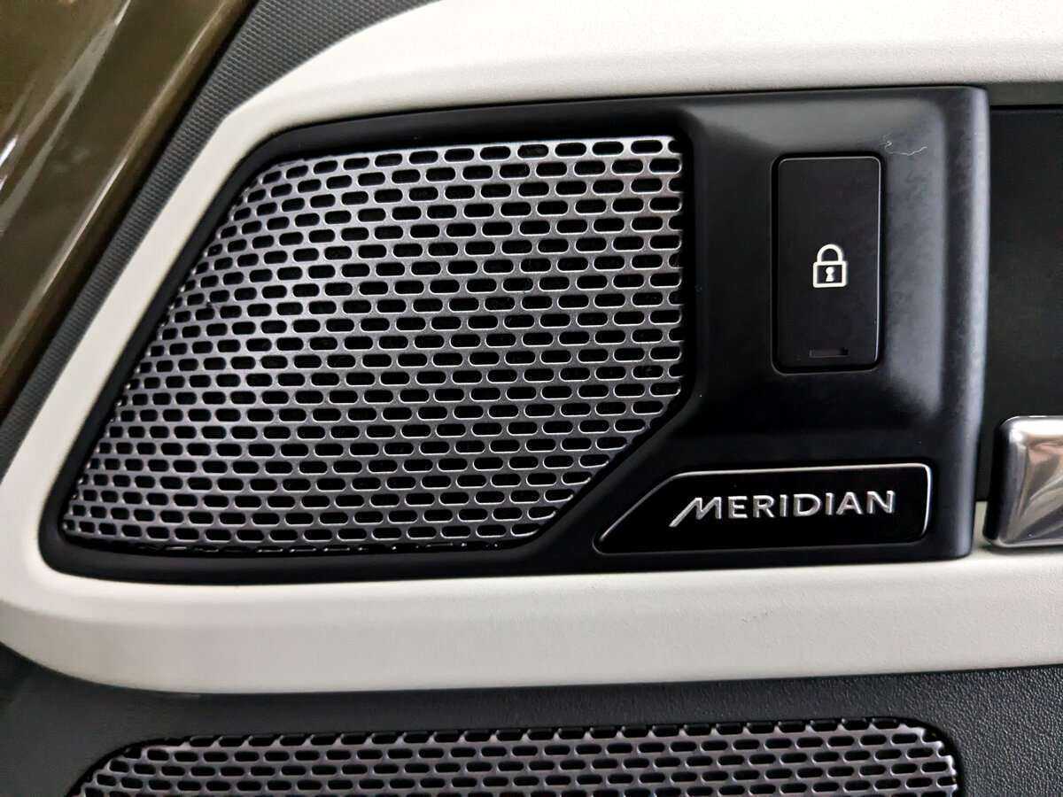 Купить Land Rover Defender 110, 2021, 75 671 км, фото №20