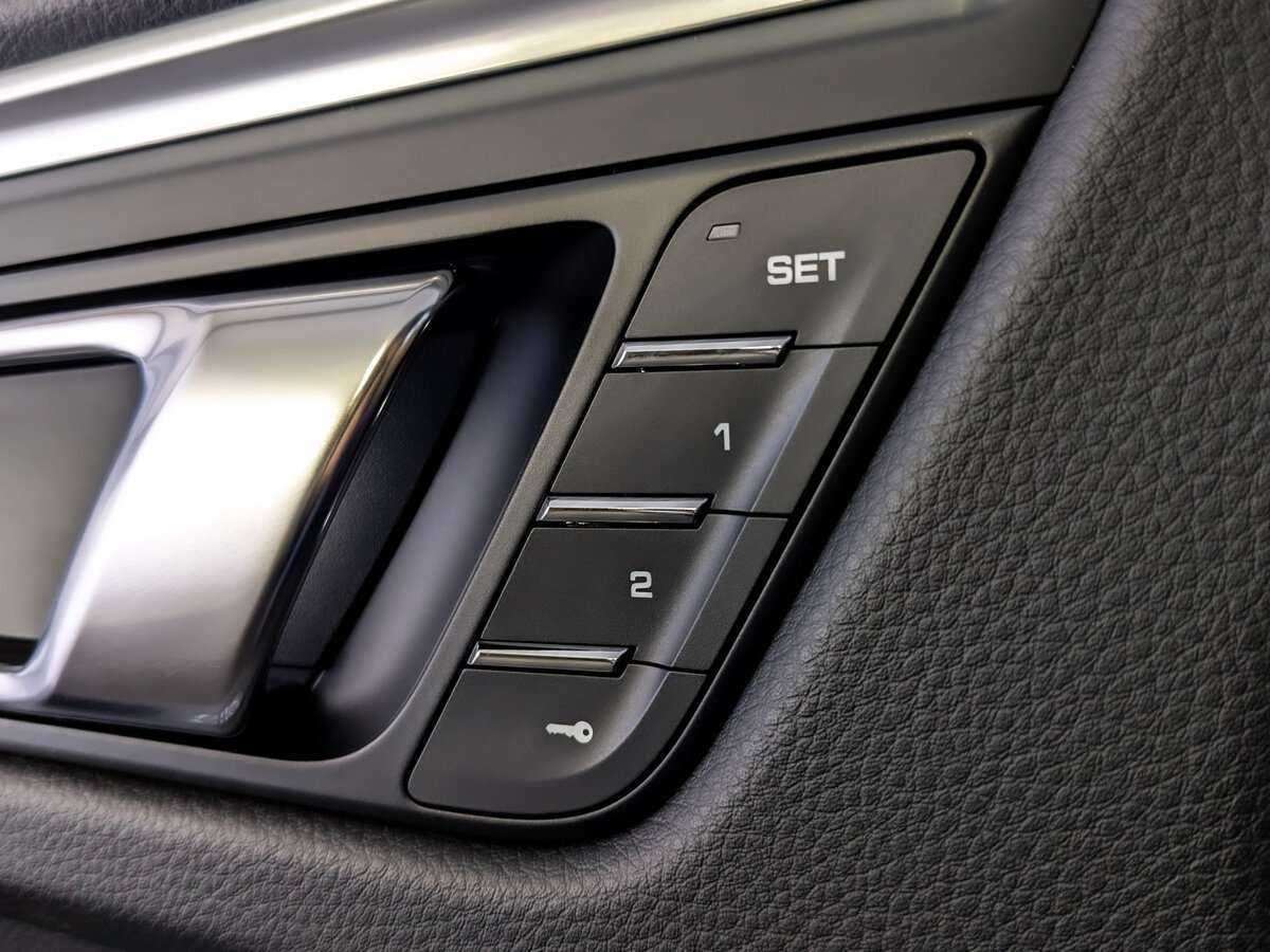 Купить Porsche Macan, 2021, 33 240 км, фото №17