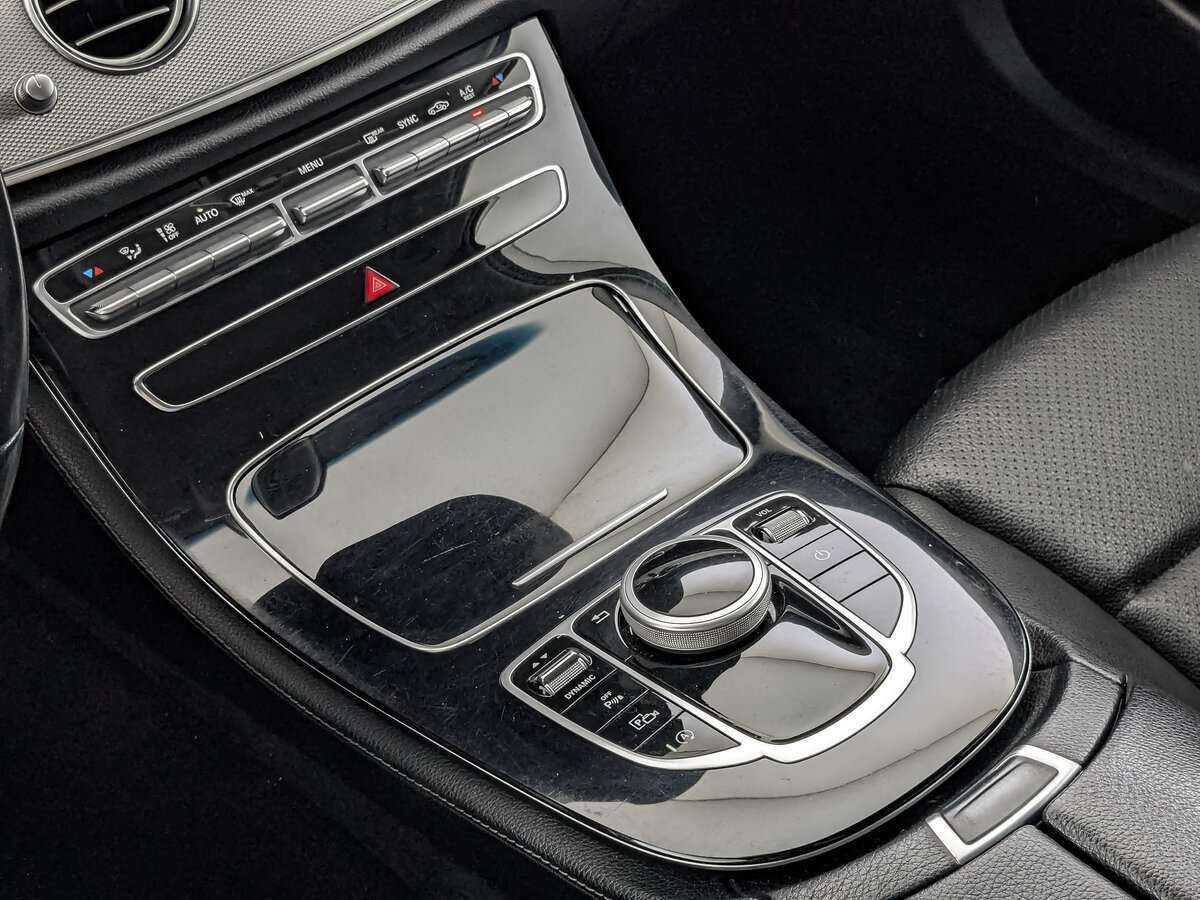 Купить Mercedes-Benz E-Класс 200, 2018, 217 845 км, фото №17