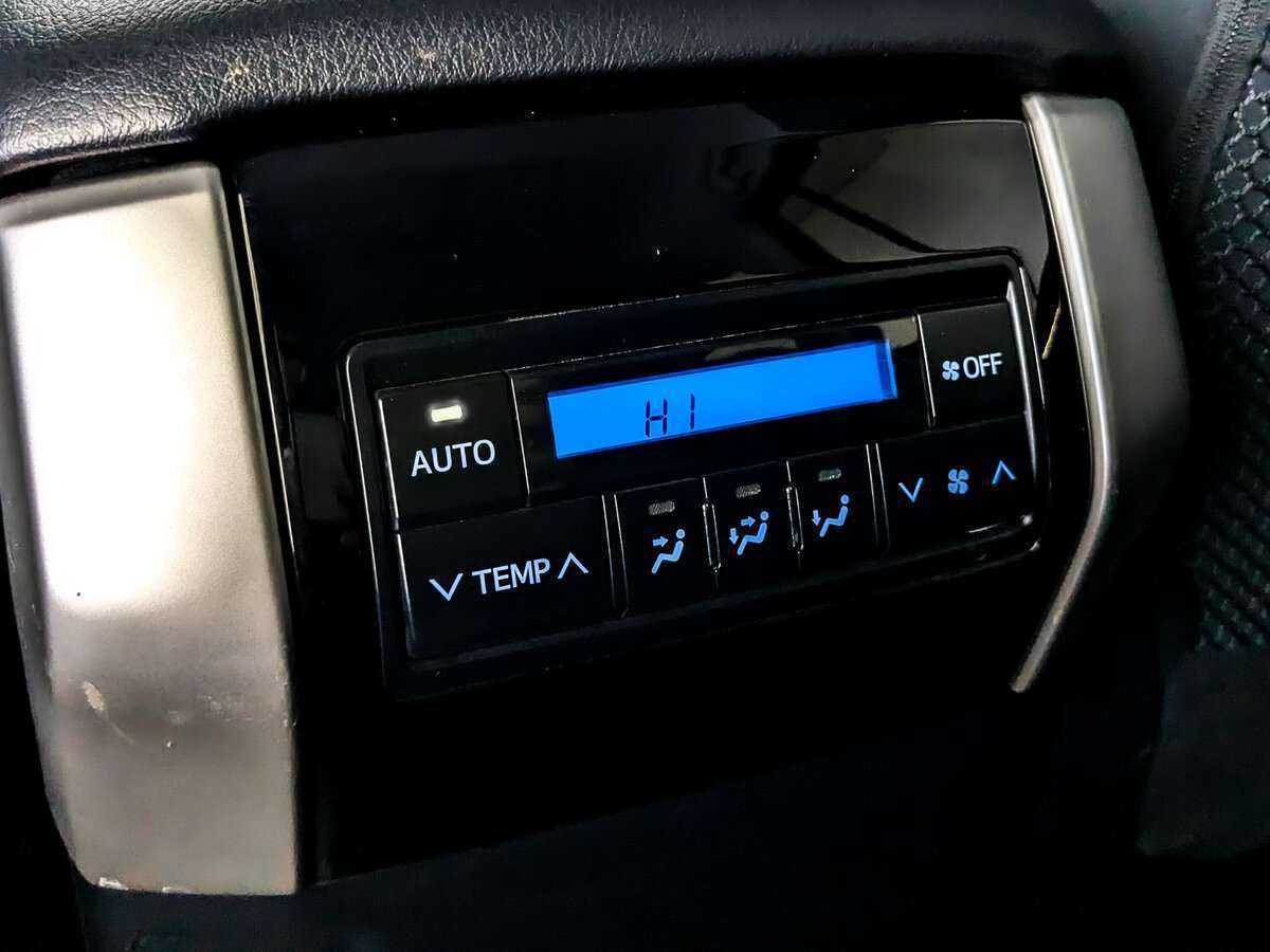 Купить Toyota Land Cruiser Prado, 2018, 98 035 км, фото №24