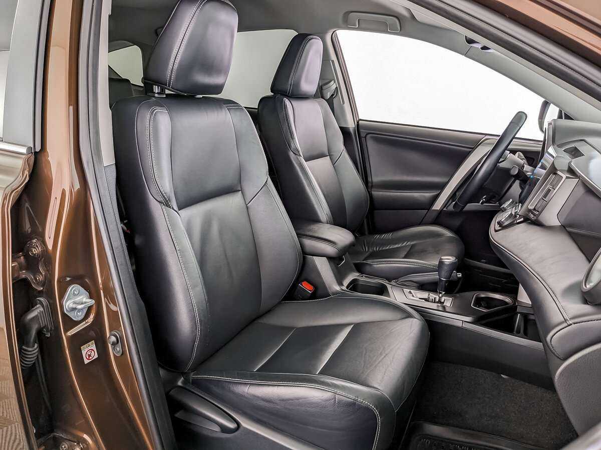 Купить Toyota RAV4, 2017, 118 000 км, фото №20