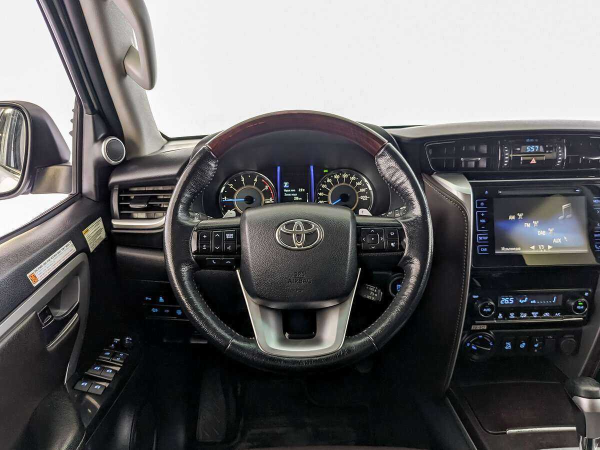 Купить Toyota Fortuner, 2019, 148 000 км, фото №18