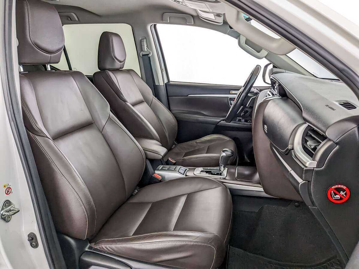 Купить Toyota Fortuner, 2019, 148 000 км, фото №20