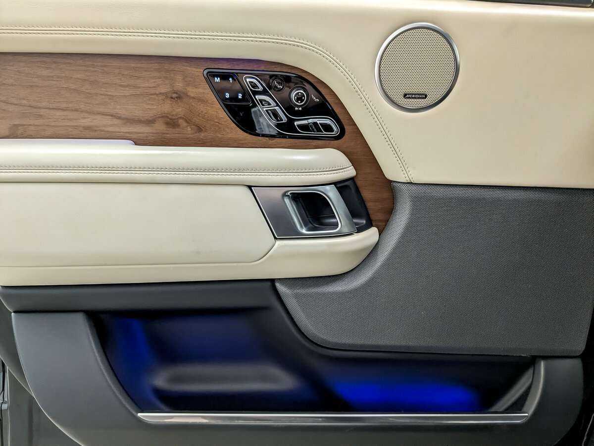 Купить Land Rover Range Rover Long, 2018, 160 248 км, фото №14