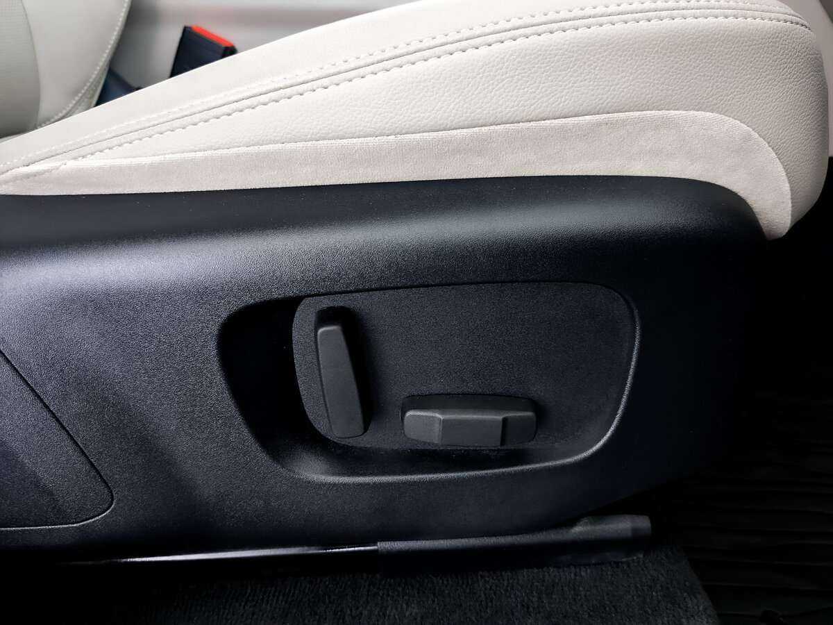 Купить Land Rover Range Rover Velar, 2017, 65 849 км, фото №21