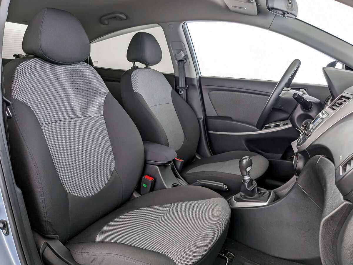 Купить Hyundai Solaris, 2011, 66 998 км, фото №16