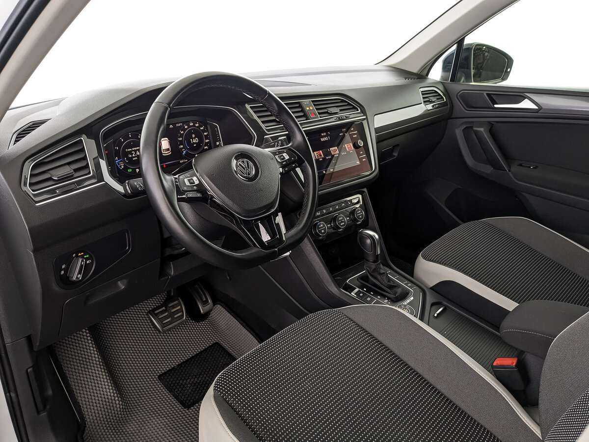 Купить Volkswagen Tiguan, 2020, 80 905 км, фото №15