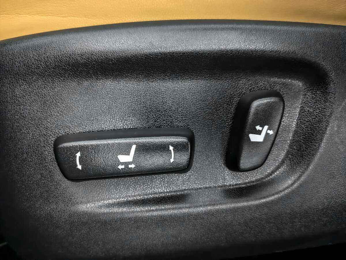 Купить Lexus NX 200, 2017, 107 835 км, фото №17