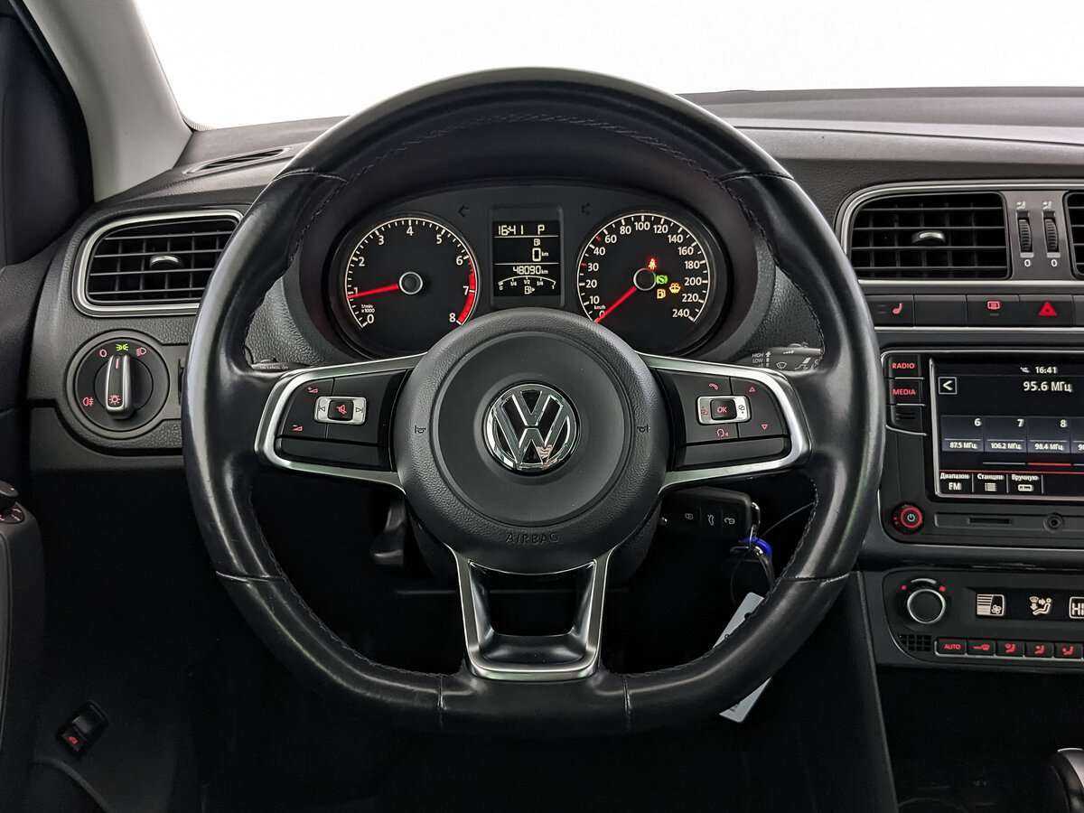 Купить Volkswagen Polo, 2020, 48 089 км, фото №18
