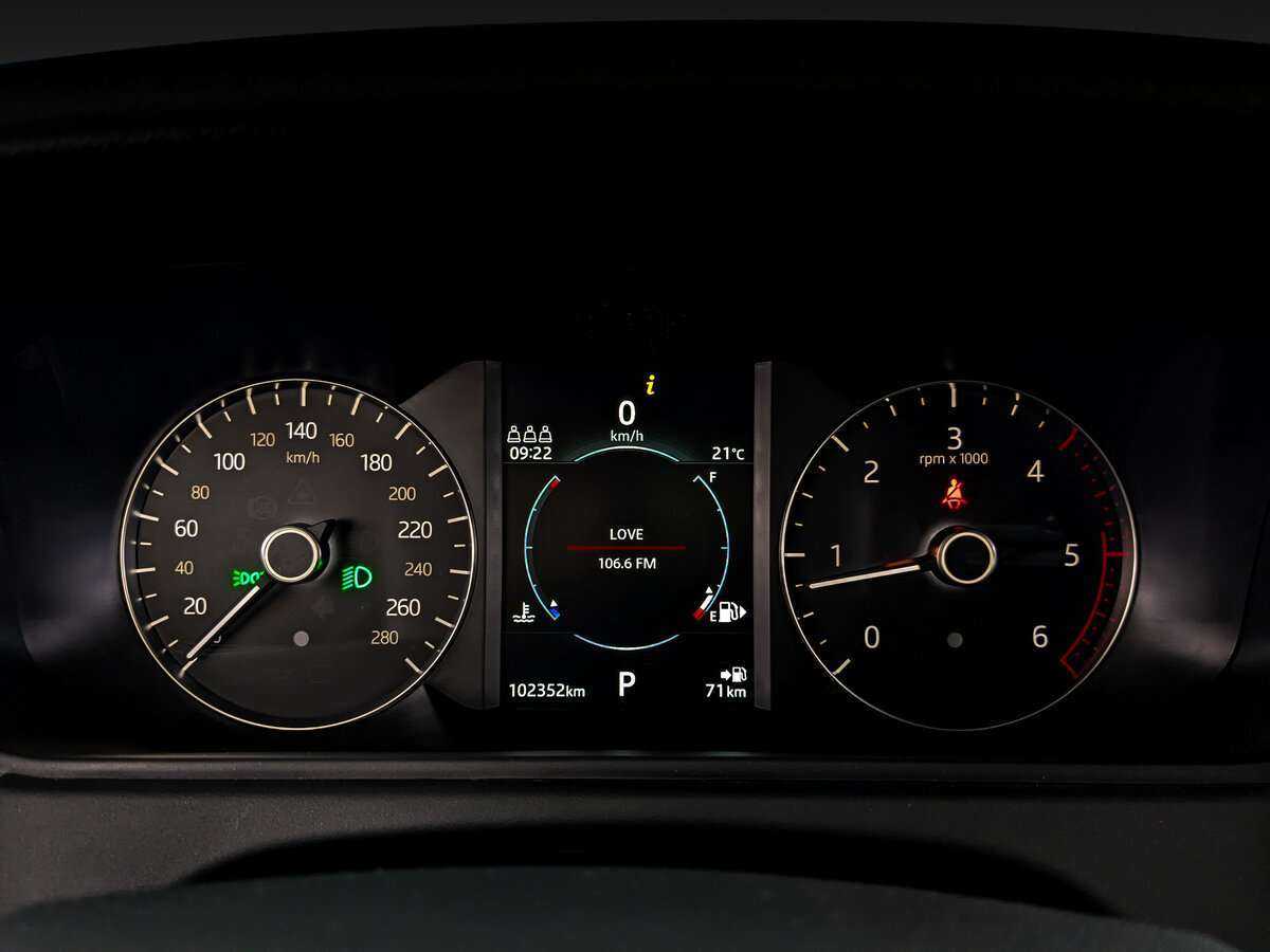 Купить Land Rover Range Rover Velar, 2020, 102 000 км, фото №11