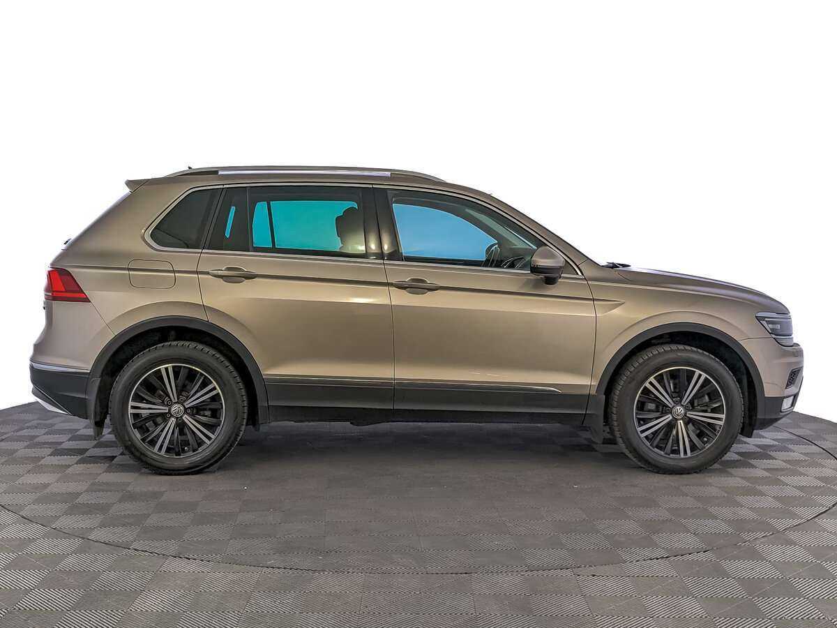 Купить Volkswagen Tiguan, 2018, 105 691 км, фото №4