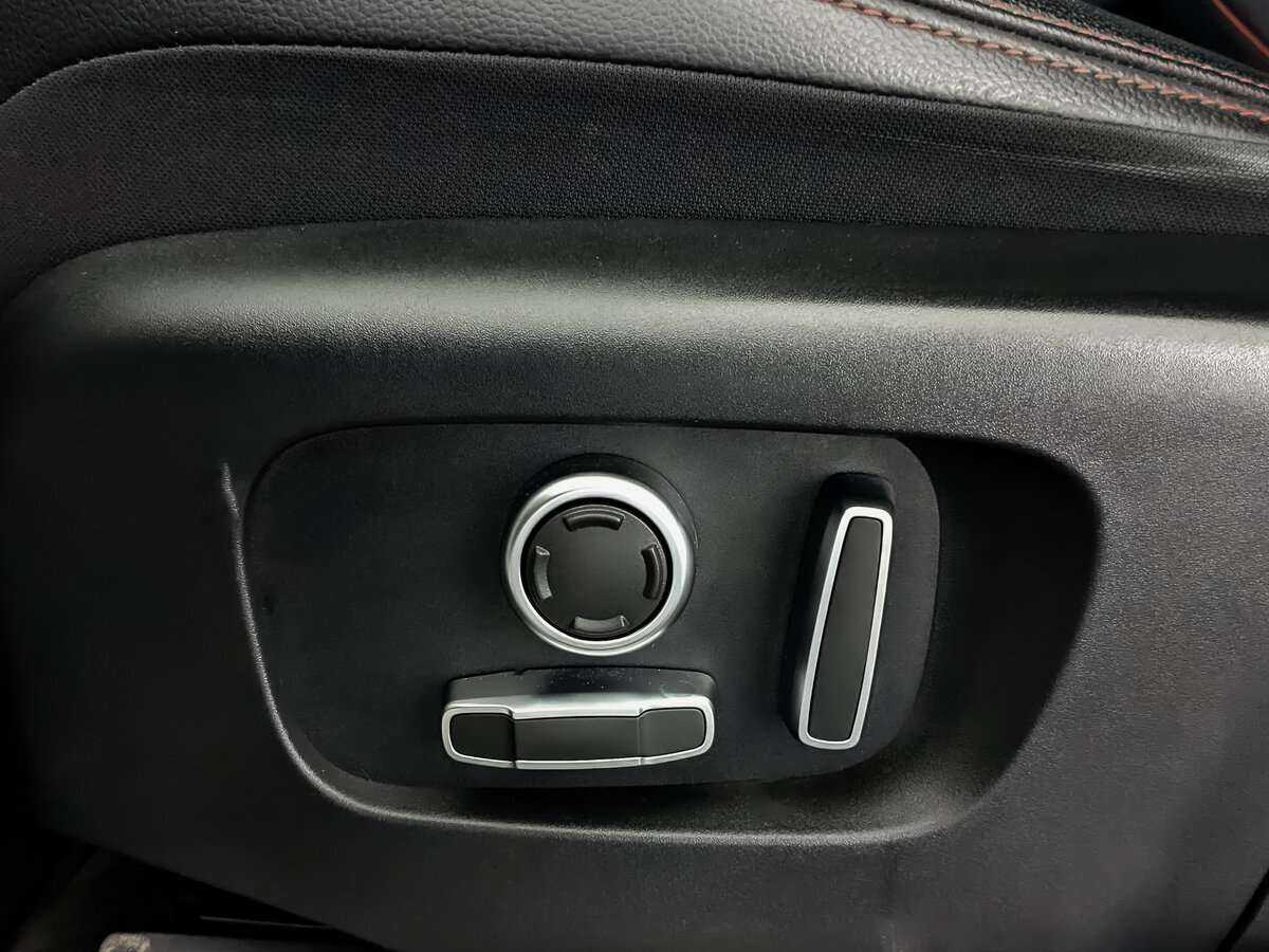 Купить Land Rover Discovery Sport, 2021, 68 036 км, фото №21